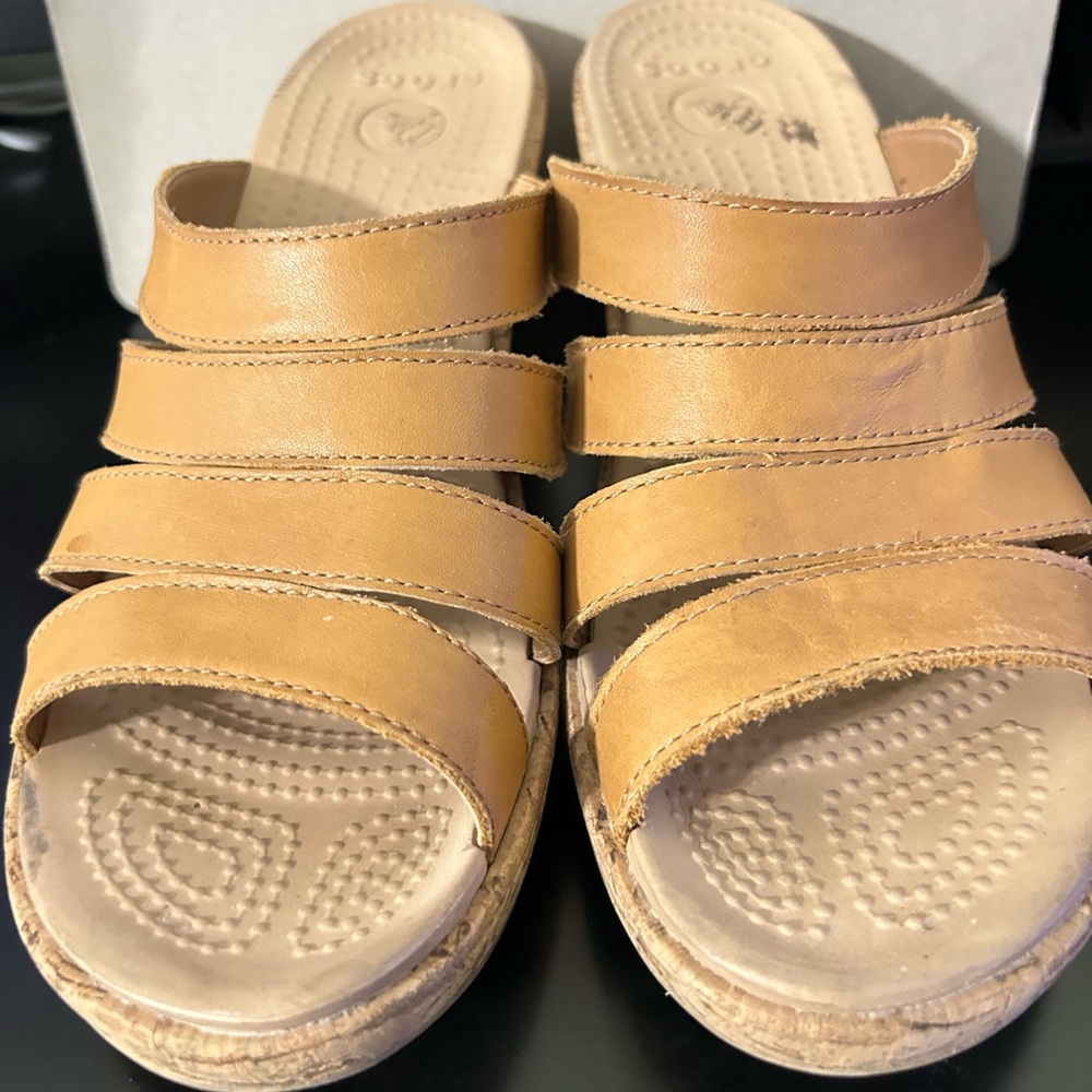 CROCS Tan A Leigh wedge Sandals